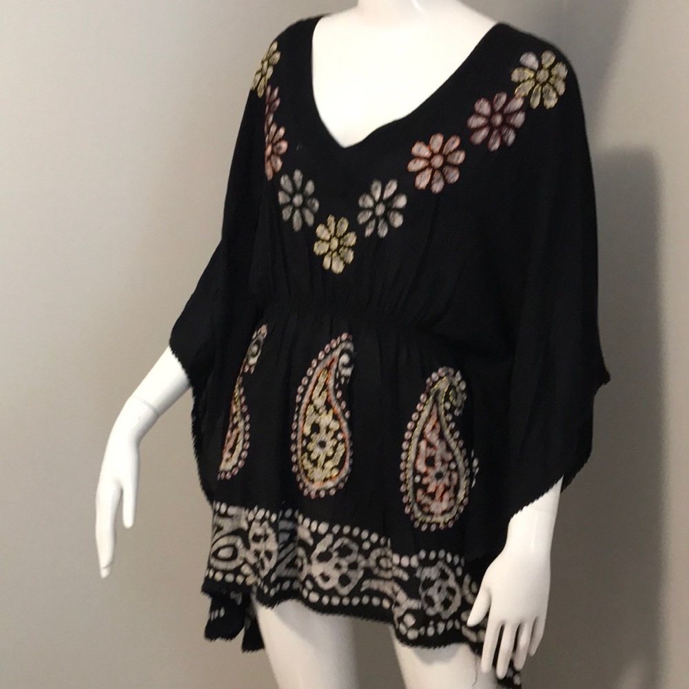 NWT Shoreline Embroidered Black Tunic Top